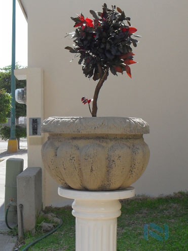 Maceta Decorativa de Fibra de Vidrio